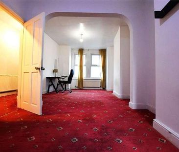 Burlington Road, Thornton Heath, CR7 - Photo 1