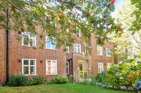 3 bedroom flat to rent - Photo 5