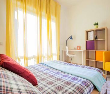 Via Fiume delle Perle, Rome, Lazio 00144 - Photo 1