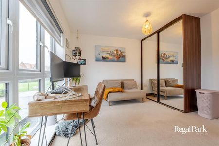 3 bedroom detached house to rent - Photo 5