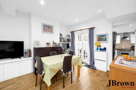 2 bedroom terraced house to rent - Photo 4