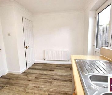 Far Furlong Close, Hawkslade, HP21 - Photo 5