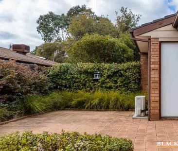 Enjoy convenient Inner North living in the highly sought-after... - Photo 6