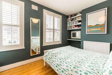 Stanley Road, Bounds Green, N11 - Photo 2