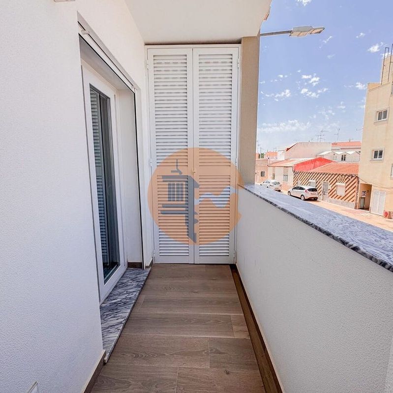Faro, Faro 8900-423 - Photo 1