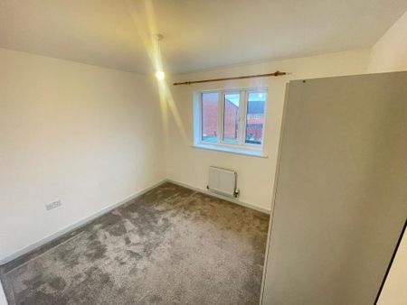 3 bedroom semi-detached house to rent - Photo 3