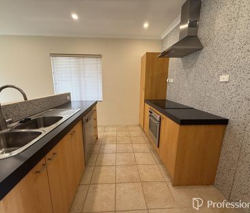 LOCATION, LIFESTYLE & CONVENIENCE - RIGHT NEXT TO THE VALE SHOPPING... - Photo 5