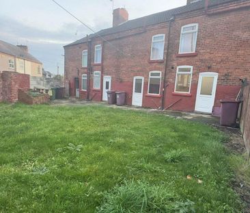 2 bedroom terraced house to rent - Photo 6