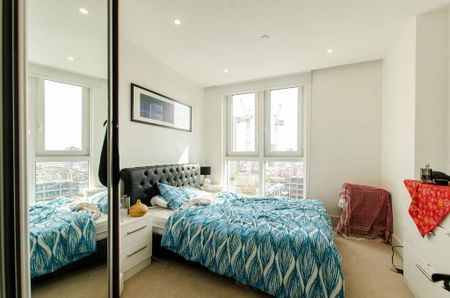 3 bedroom flat to rent - Photo 4