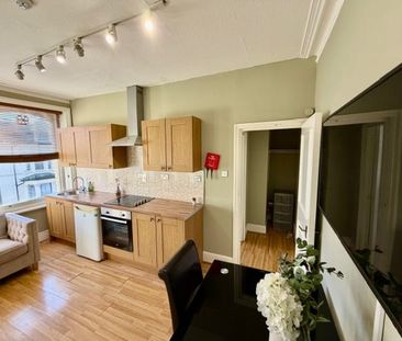 1 Bed Flat, Matheson Road, W14 - Photo 5