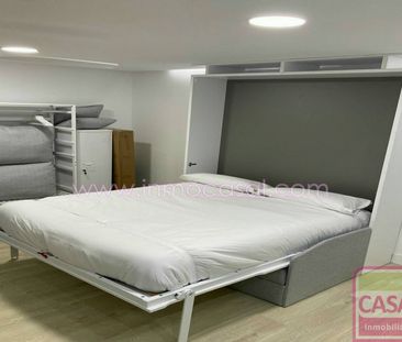 Piso de alquiler en Salesas - Foncalada - Campoamor - Photo 3