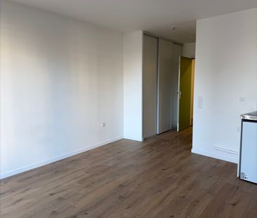 Location Appartement 1 pièce 30m² - Photo 4