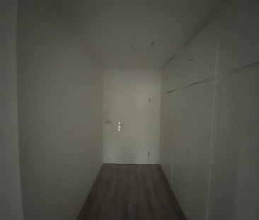 Moderne 2-Zimmer-Wohnung mit Balkon und toller Aussicht in Menden - Foto 6