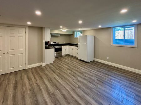 For Lease - 55 Courtice Crescent Unit# 2, Collingwood, Ontario - Photo 3