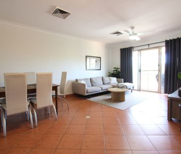Immaculate 2 Bedroom Security Apartment - Photo 1