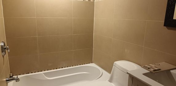 ST-LÉONARD 4 1/2 LIBRE 1ER JUILLET RÉNOVÉ - Photo 2