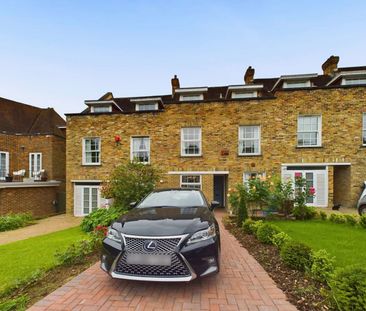 Beautifully presented four bedroom townhouse in prime Wimbledon loc... - Photo 2