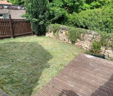 2 bedroom semi-detached bungalow to rent - Photo 5