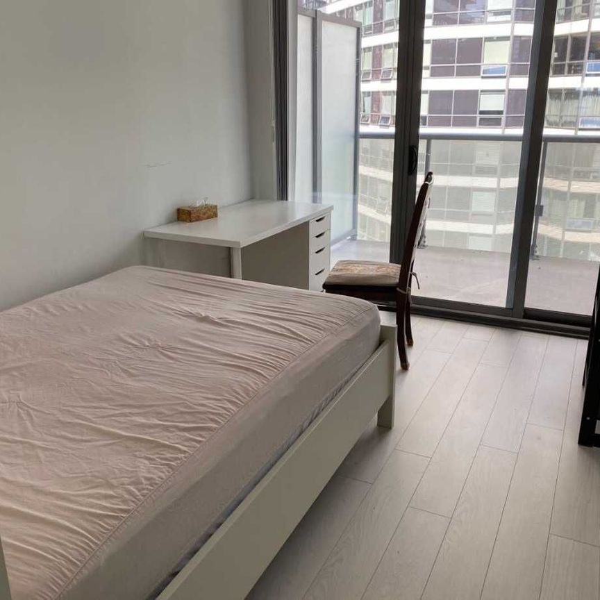 For Lease - 57 St Joseph Street Unit# 1308 Master Bedroom, Toronto, Ontario - Photo 1