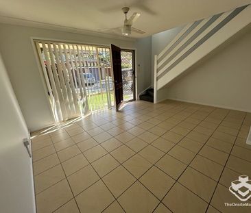 $700 per week - Photo 2