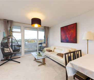 Lakeview Court, Wimbledon Park Road, London, SW19 flat to rent - Photo 1