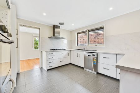 6 Abbeydale Court, Mulgrave - Photo 2