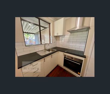 Charming modern 3 bedroom home perfect for entertaining! - Photo 1