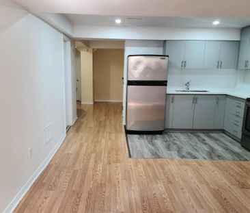 For Lease - 36 Legend Lane, Brampton, Ontario - Photo 6