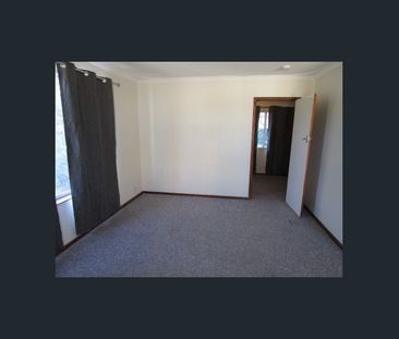 Level 1 upstairs unit - Photo 6
