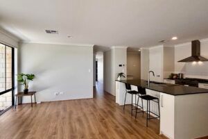 Attractive 4x2 home in whisper quiet location! - Photo 4