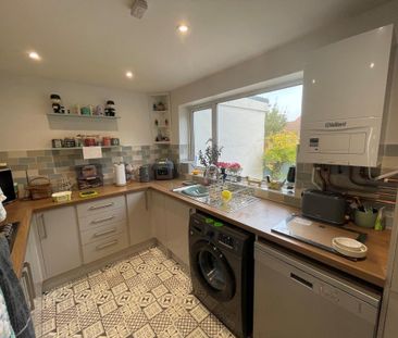 1 bedroom in a house share to rent - Photo 6