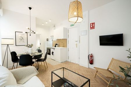 Calle de Cáceres - Photo 4