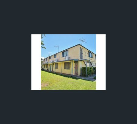 3/96 George Street, Rockhampton City, Qld 4700 - Photo 2