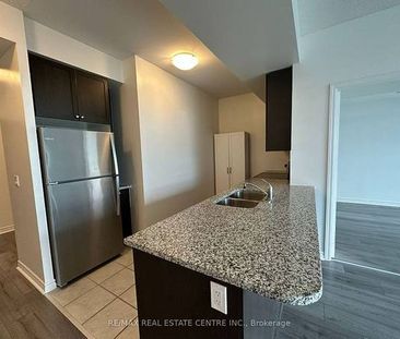 Rathburn Rd W & Confederation Gorgeous 1Bdrm Spacious Laminate Floors - Photo 2