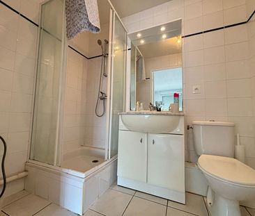 Location Appartement 1 pièce 27m² - Photo 4