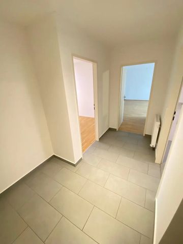 BARRIEREFREIE 3 ZIMMERWOHNUNG MIT BALKON NÄHE MOZARTKREUZUNG - Foto 4