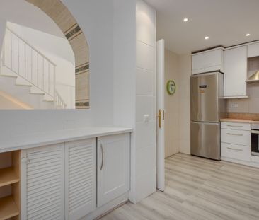 Townhouse · Benahavís - Photo 2