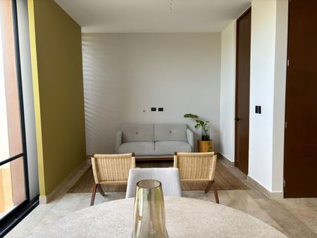 Townhouse de 2 recámaras, amueblado, con alberca privada. - Photo 2