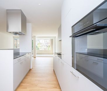 Move in and enjoy - Photo 4