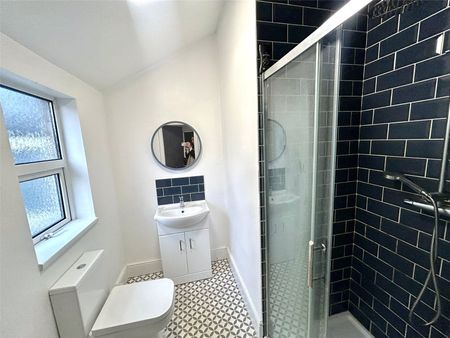 5 bedroom house to rent St. Chads Road, Derby, Derbyshire, DE23 - Photo 2