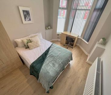 Halsbury Road, L6 - Photo 2