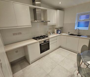 2 Bed Terraced House, Bailey St, L1 - Photo 4