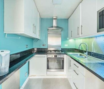 Cairnside, Buckinghamshire, HP13 - Photo 5