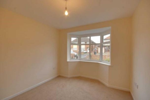 2 bedroom bungalow to rent - Photo 1