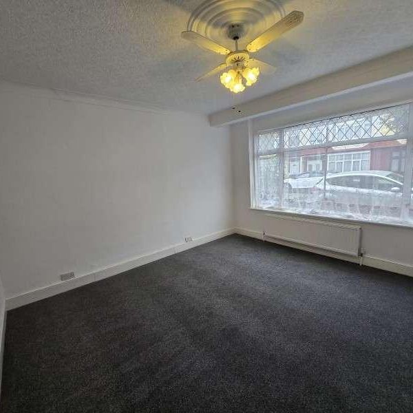 Parkstone Avenue, Edmonton, N18 - Photo 1