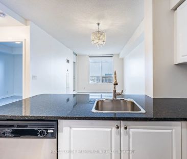 9225 Jane Street #815 - Photo 4