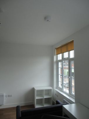 1 bedroom property to rent - Photo 1