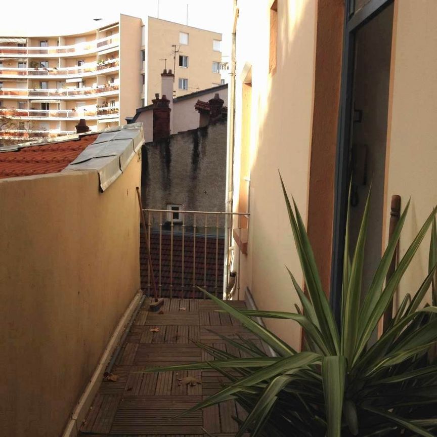 Location Appartement 2 pièces 32m² LYON 7ème - Photo 1