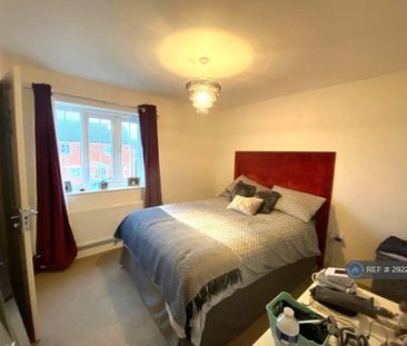 2 bedroom semi-detached house to rent - Photo 4