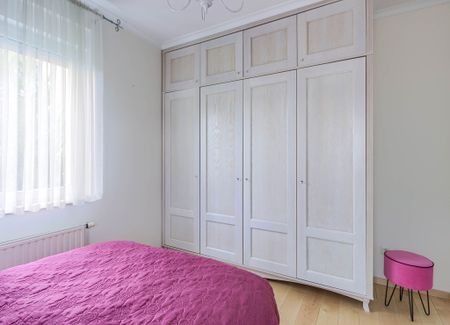 Komfort i styl glamour w kameralnej willi miejskie - Photo 5